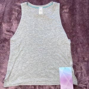 Lululemon size 7 t shirt crop top